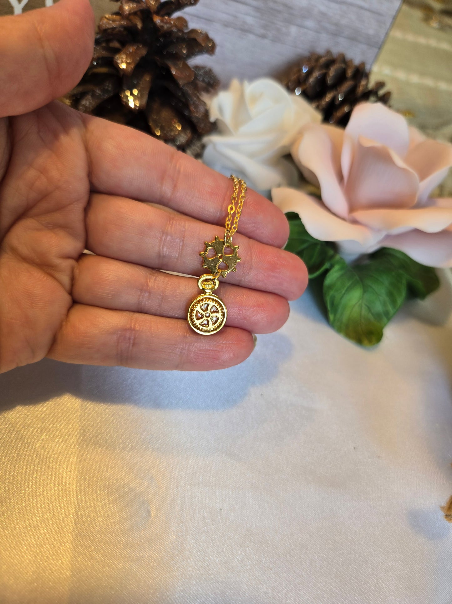 Gold Steampunk Gear Necklace: Vintage Pocket Watch Pendant