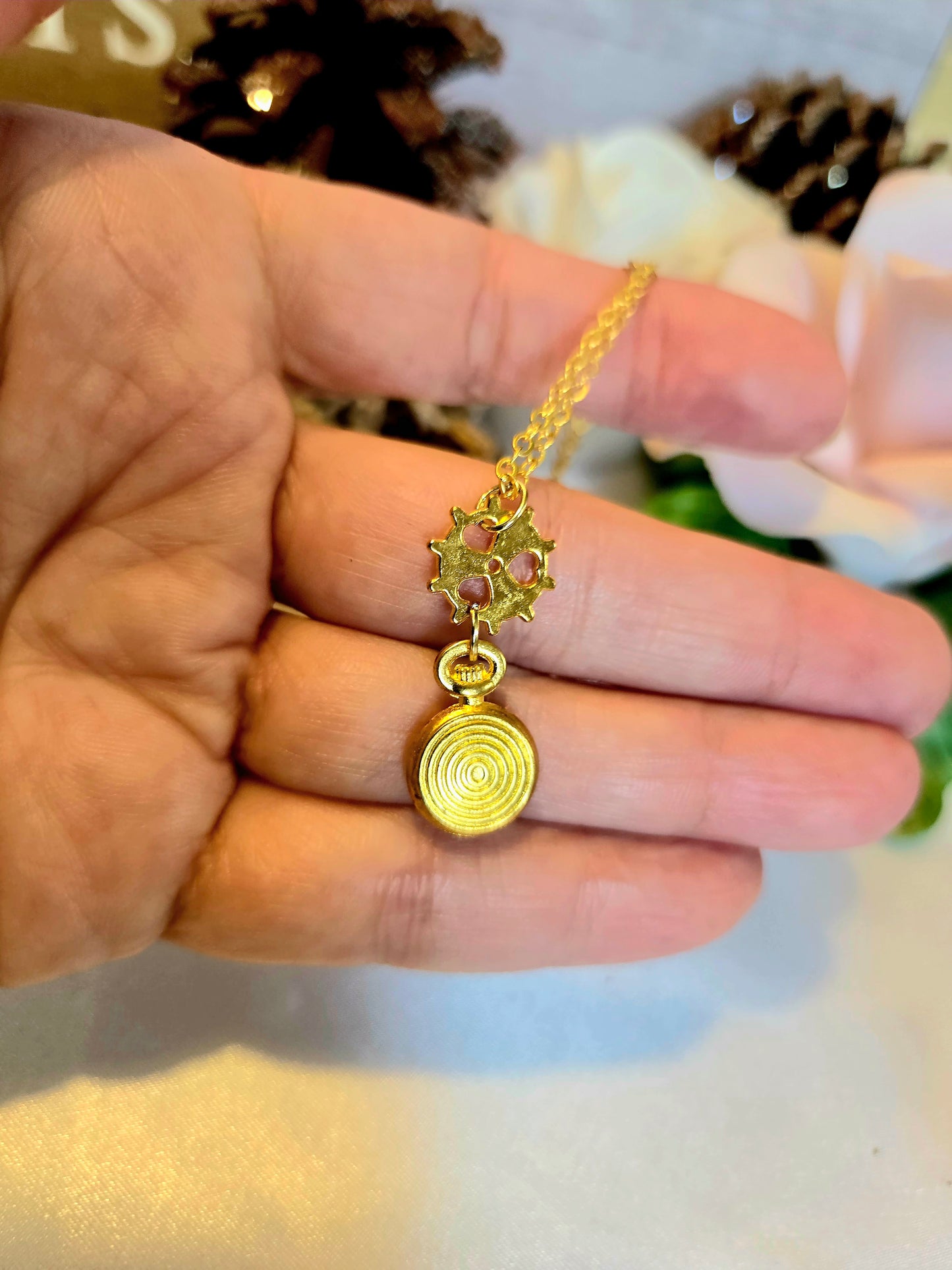 Gold Steampunk Gear Necklace: Vintage Pocket Watch Pendant