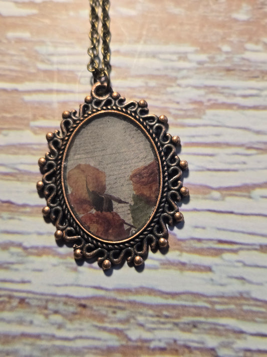 Vintage Floral Pendant Necklace: Antique Bronze Botanical Jewelry