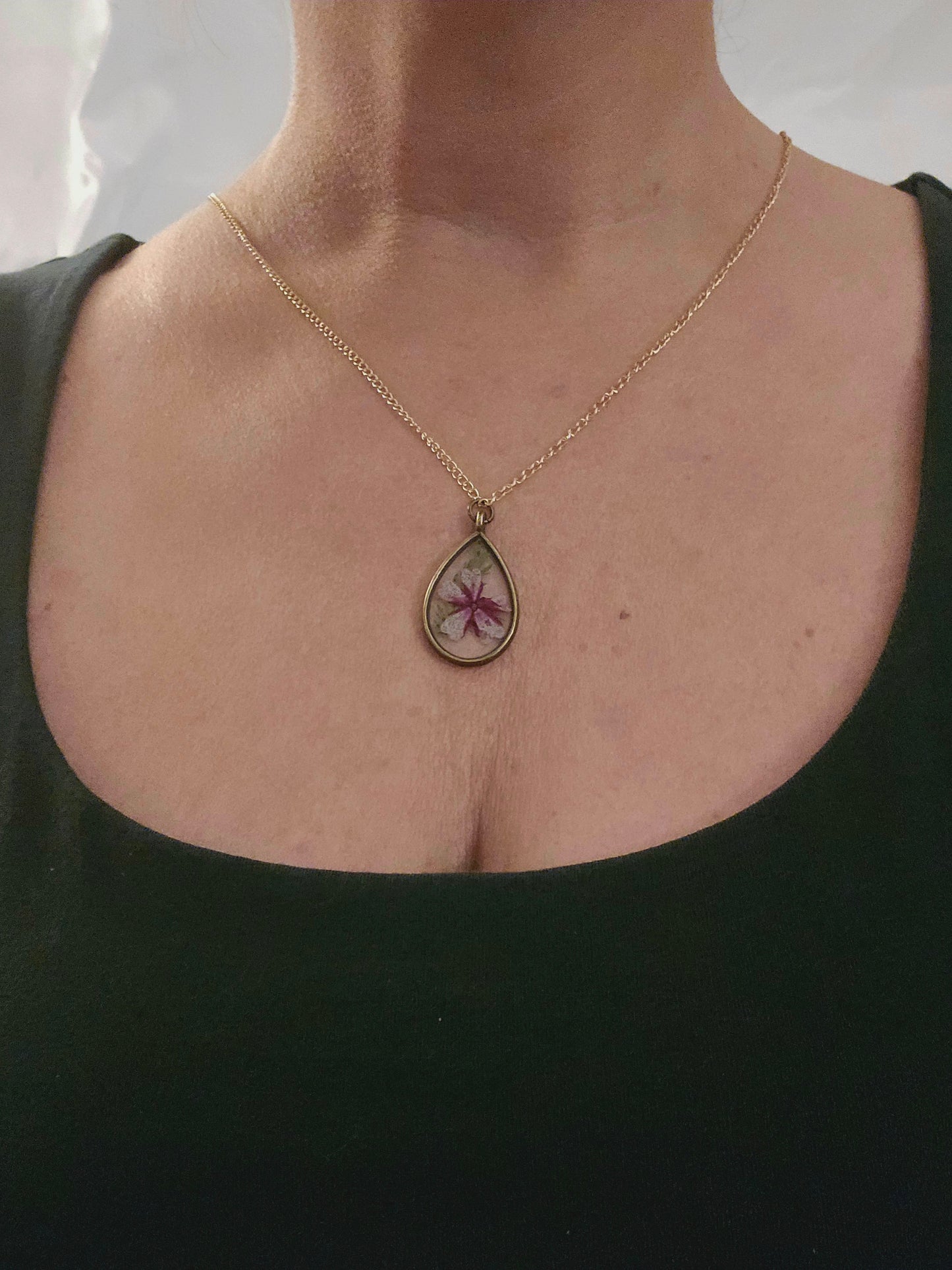 Handcrafted Real Flower Teardrop Pendant Necklace – Gold Chain
