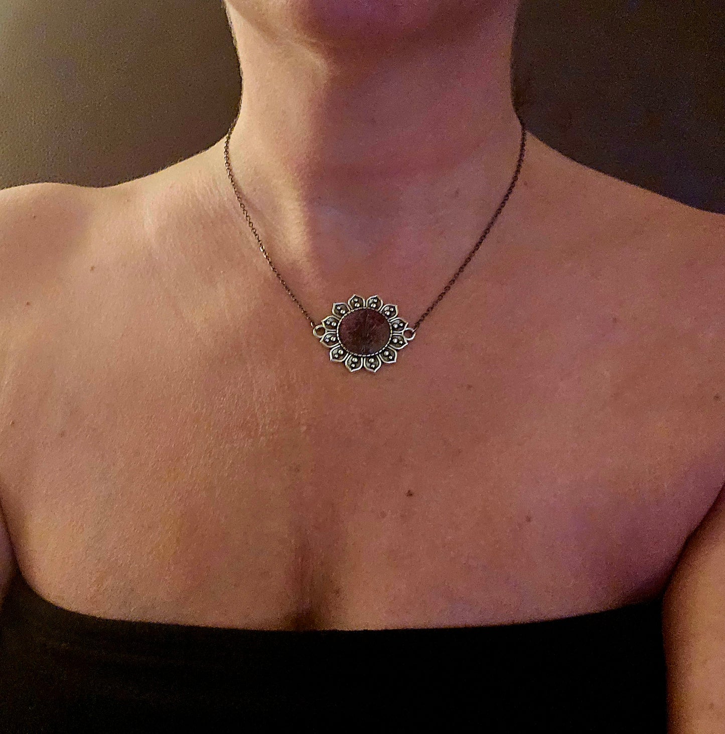 Red Glitter Mandala Necklace: Boho Floral Pendant, Vintage Style