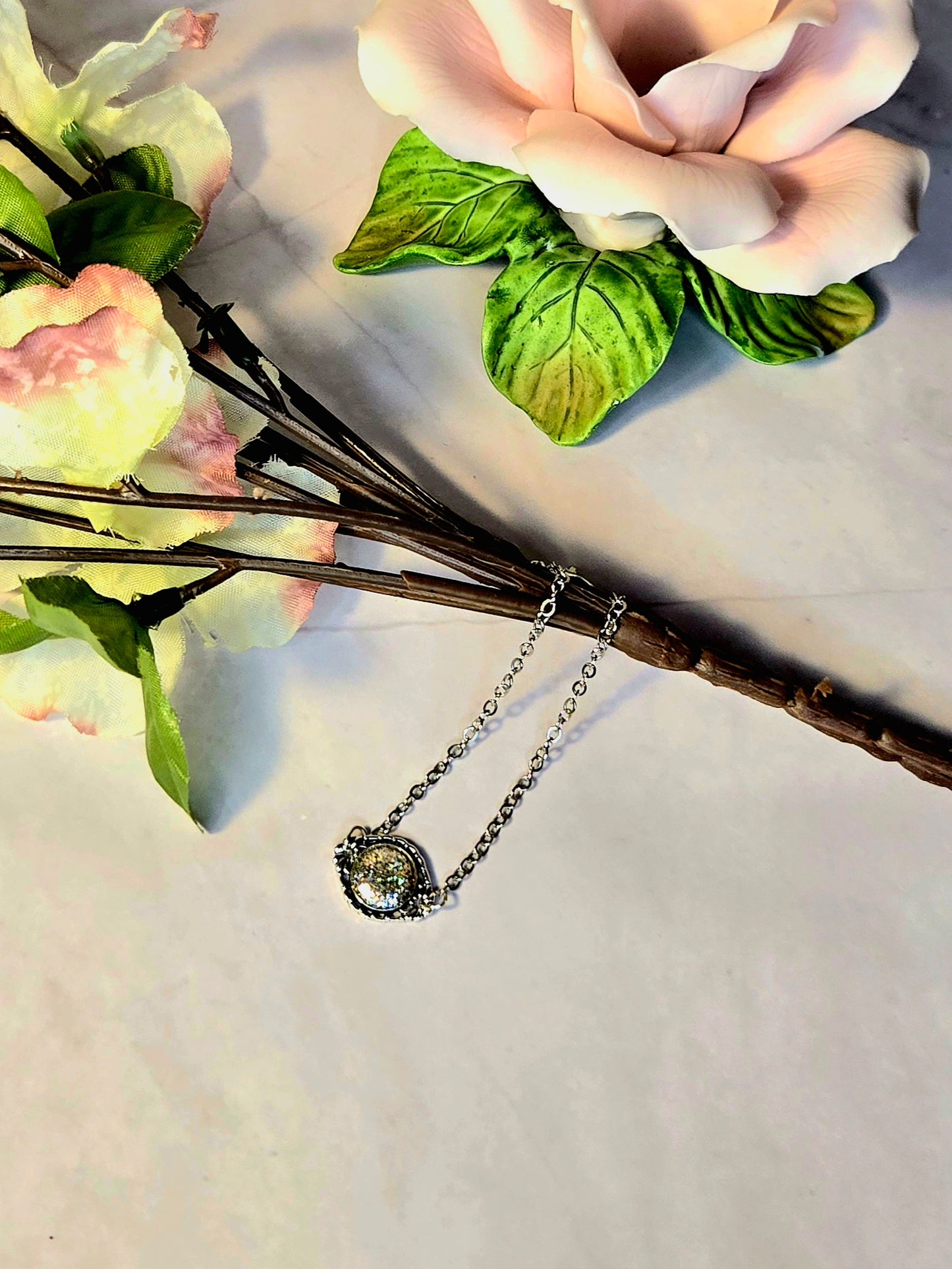 Silver Druzy Bracelet – Sparkling Round Bracelet with Adjustable Chain – Elegant Minimalist Jewelry