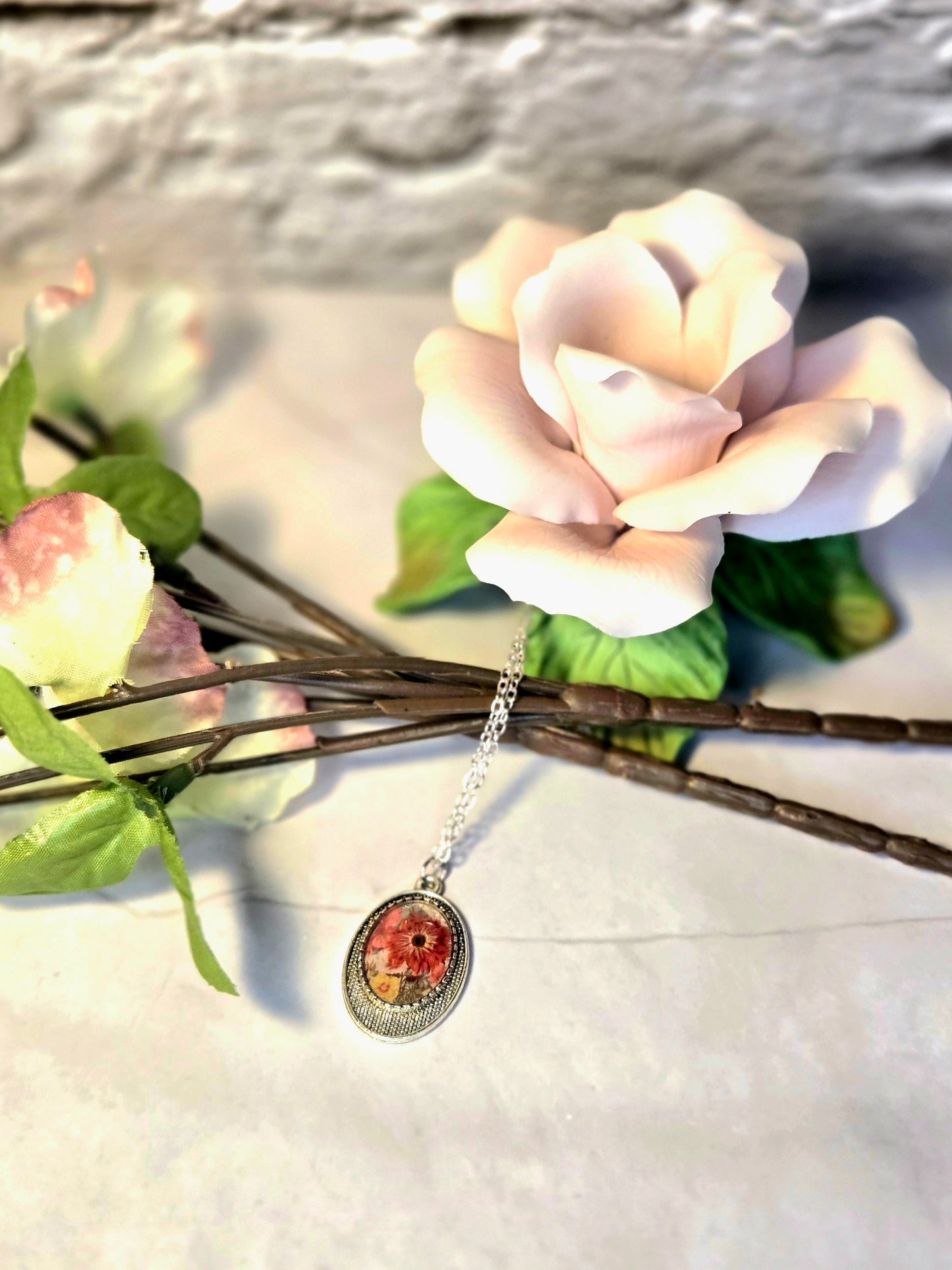 Pressed Flower Necklace | Real Dried Flowers in Resin Pendant | Nature-Inspired Jewelry