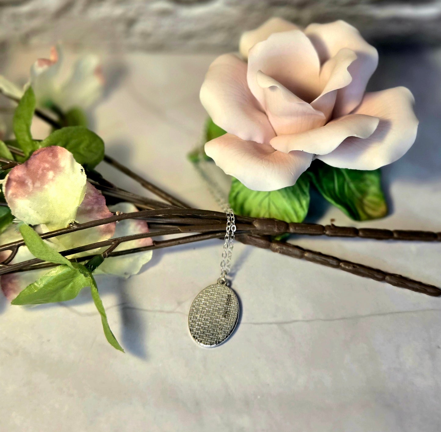 Pressed Flower Necklace | Real Dried Flowers in Resin Pendant | Nature-Inspired Jewelry