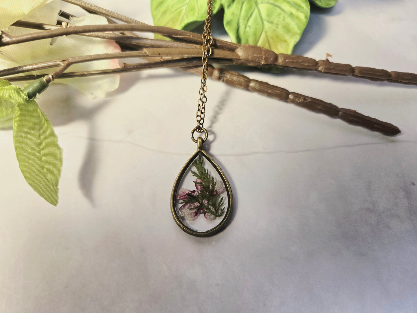 Handcrafted Real Flower Teardrop Pendant Necklace – Gold Chain