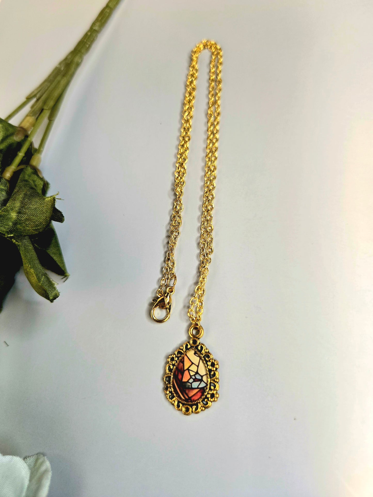 Stained Glass Mosaic Pendant Necklace – Vintage-Inspired Gold Frame on Dainty Chain