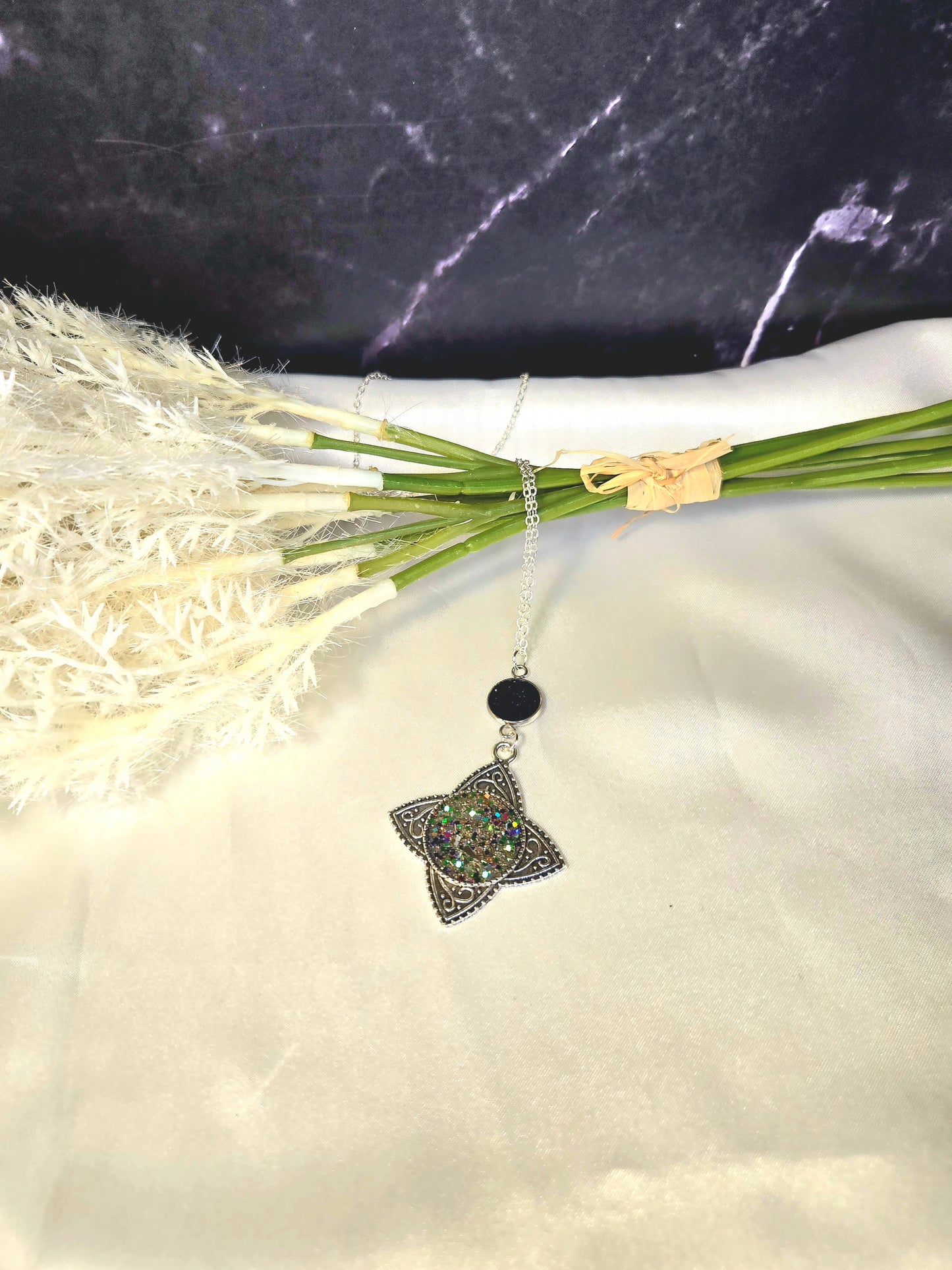 Glitter Resin Pendant Necklace – Silver Filigree Star with Blue Accent