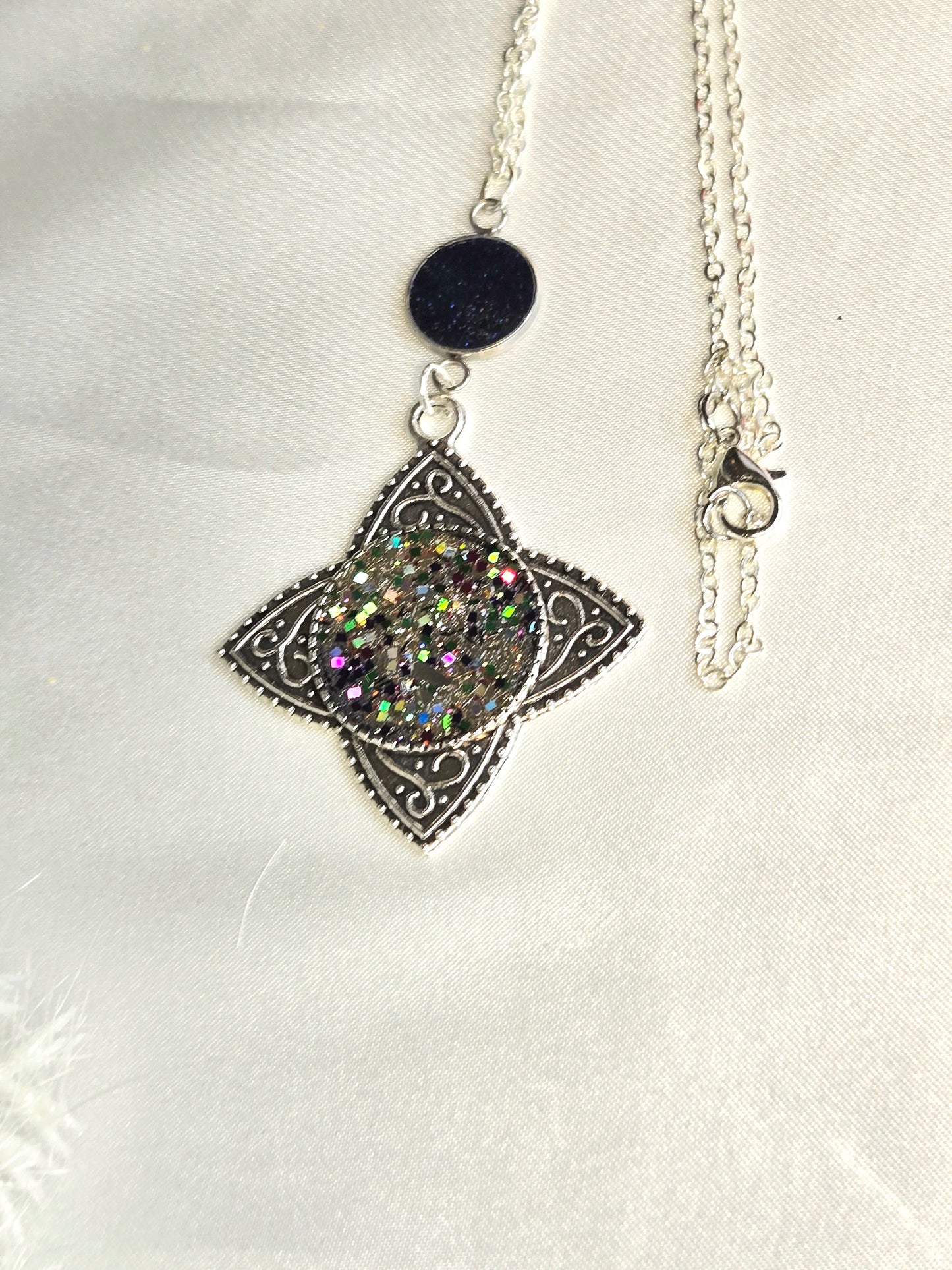 Glitter Resin Pendant Necklace – Silver Filigree Star with Blue Accent