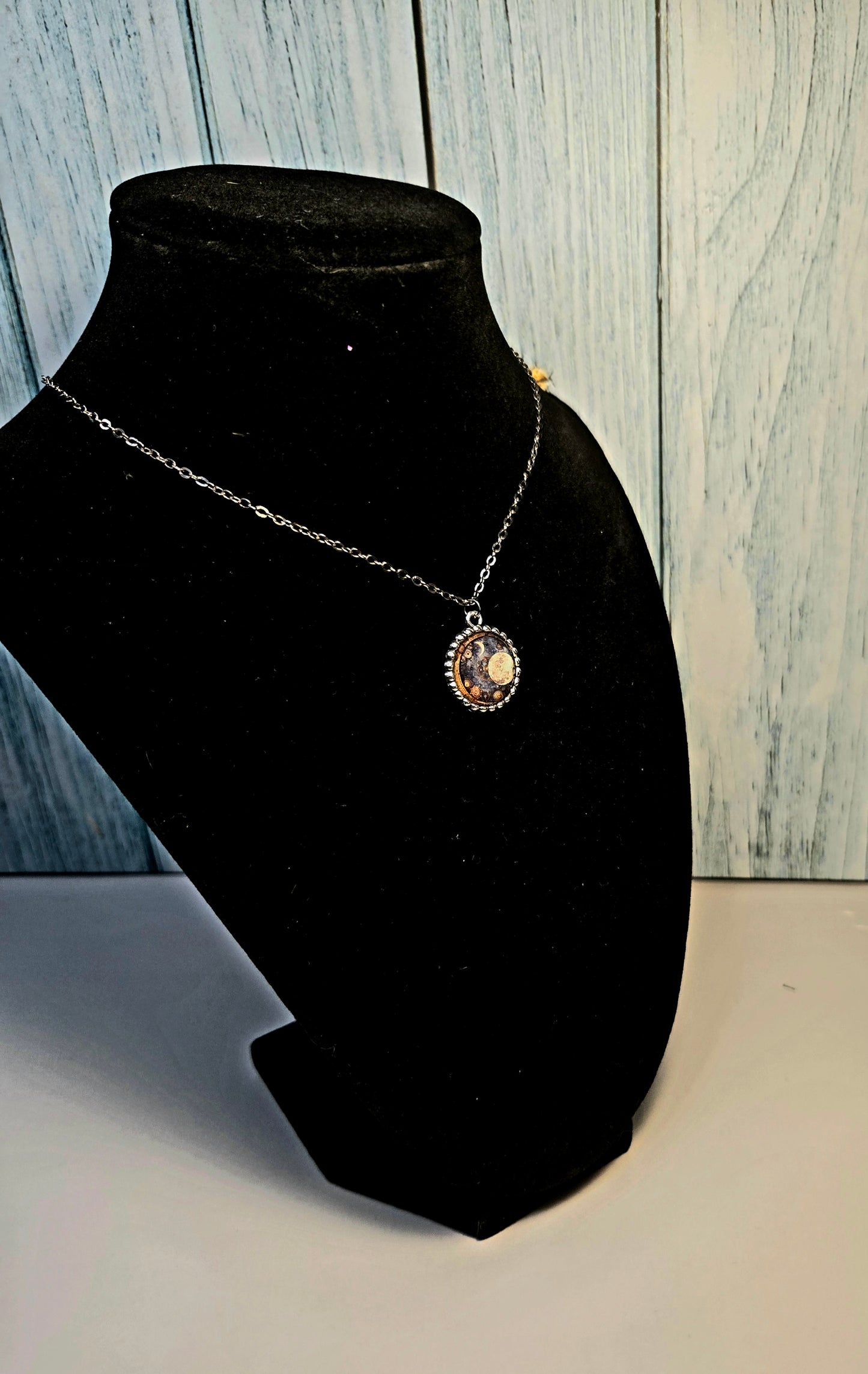 Celestial Moon Pendant Necklace – Steampunk Galaxy Jewelry with Full Moon & Crescent Moon – Cosmic Night Sky Gift for Her