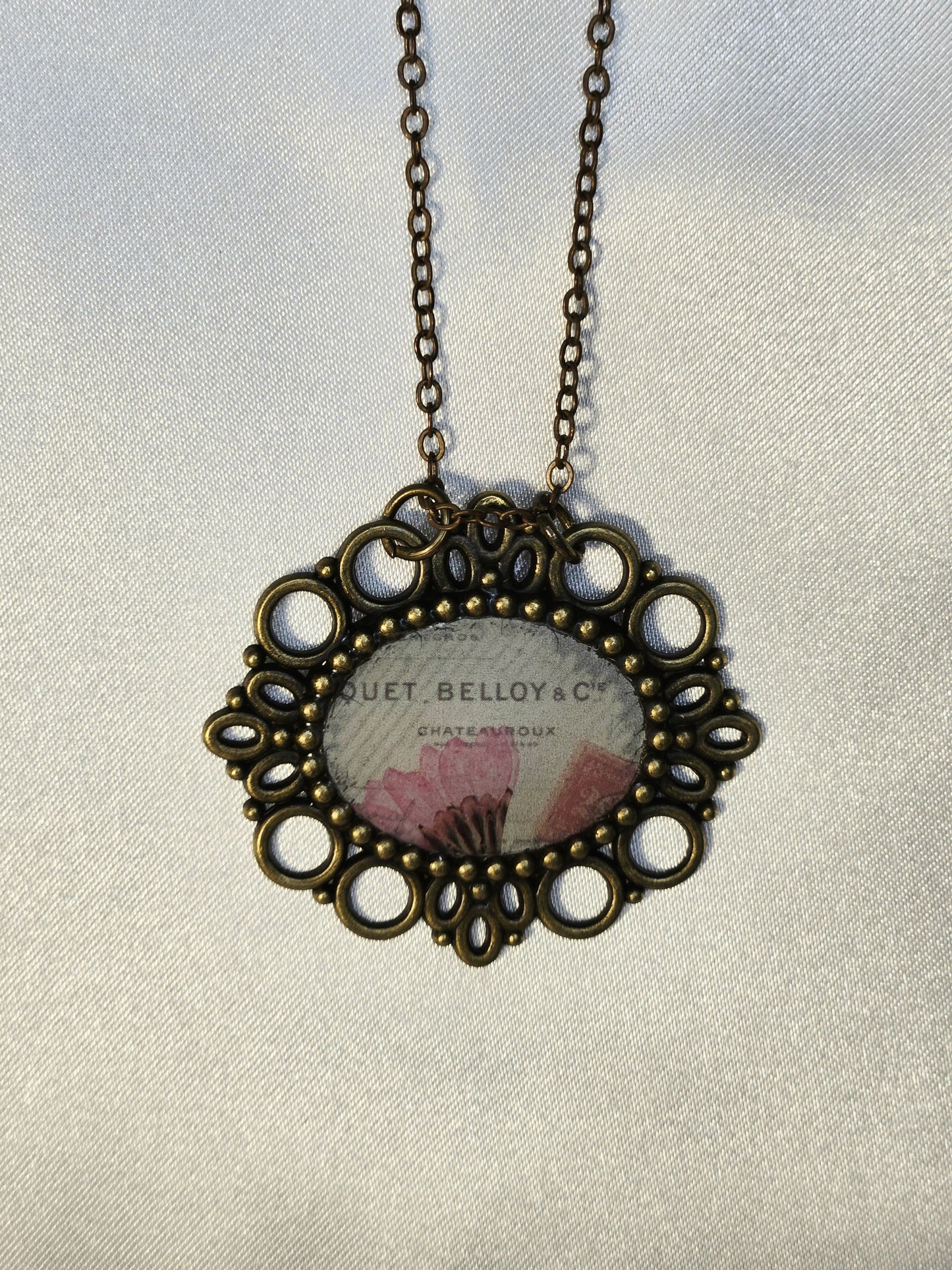 Vintage French Botanical Necklace – Pink Poppy Floral Pendant – Antique Bronze
