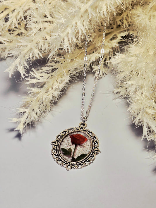 Vintage Silver Rose Pendant Necklace – Romantic Floral Filigree Jewelry