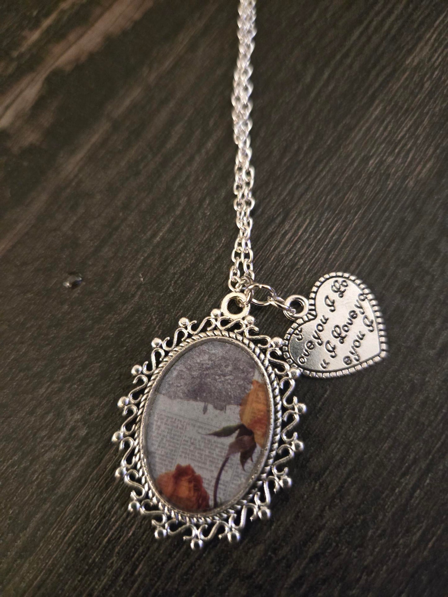 Pressed Rose Necklace with Heart Charm – Vintage Script Pendant in Silver