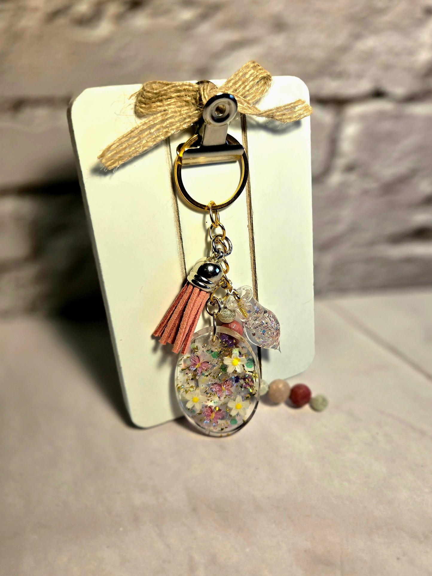 Handmade Resin Oval Keychain with Beaded Charm & Tassel – Glitter Sparkle Keyring Gift