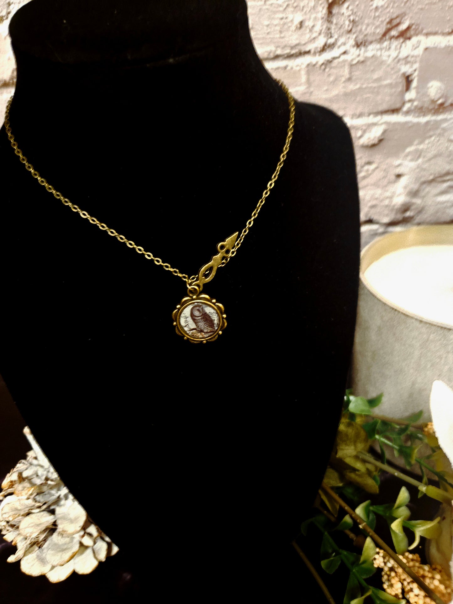 Steampunk Owl Pendant Necklace – Vintage Bronze with Clock Hand Charm