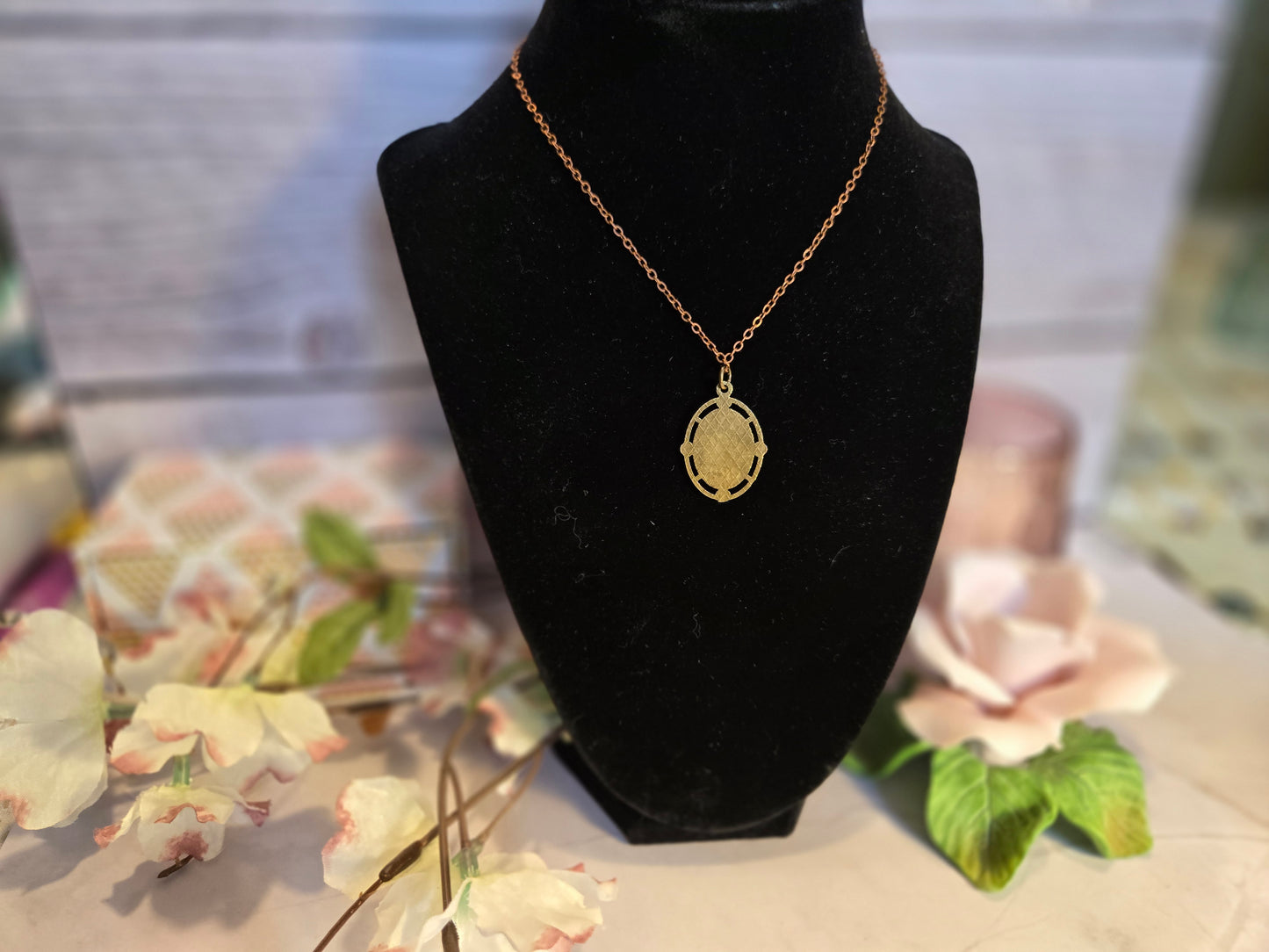 Vintage Rose Music Pendant Necklace: Antique Brass