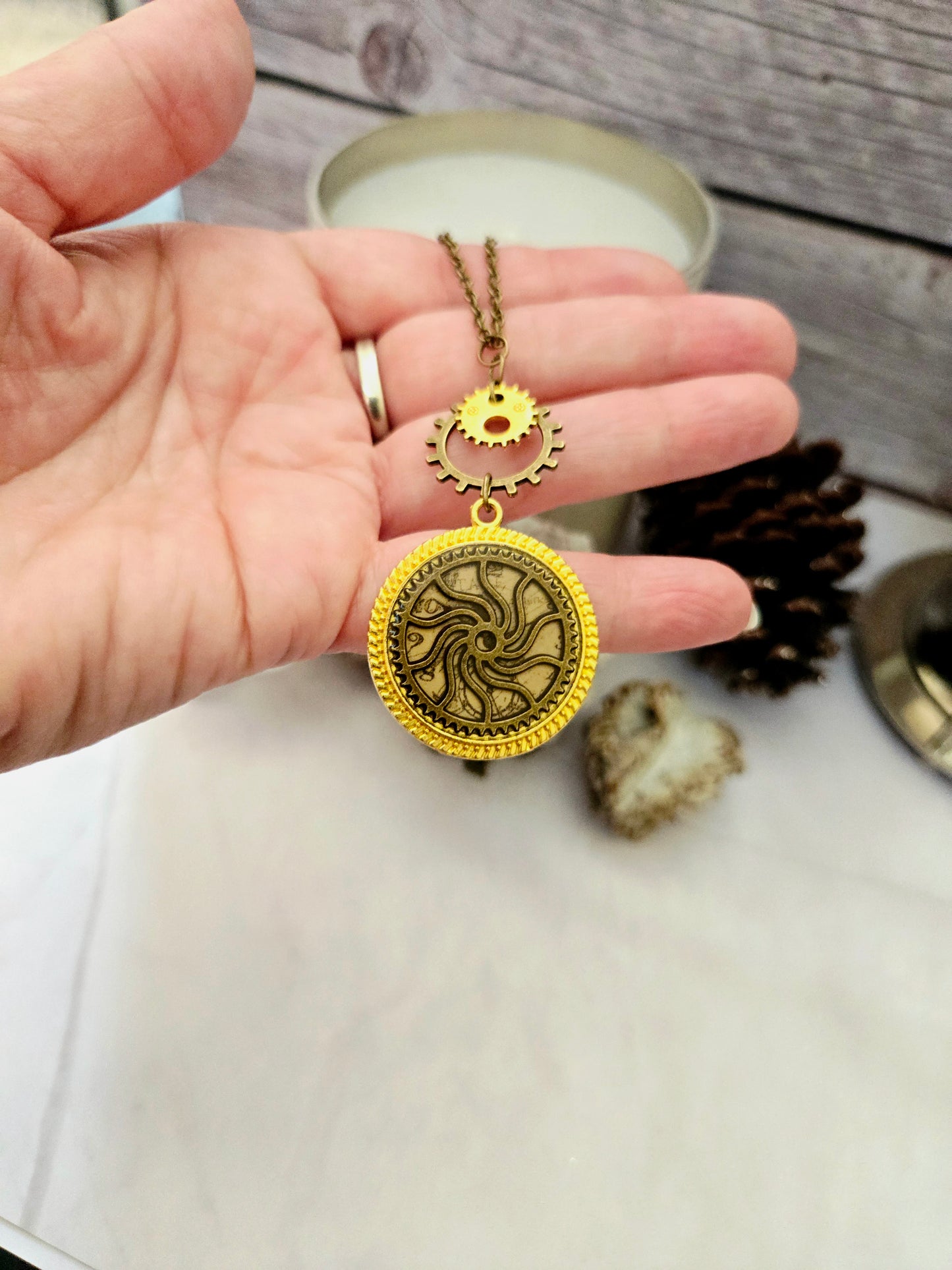 Steampunk Sun Gear Pendant Necklace: Vintage Clockwork Jewelry