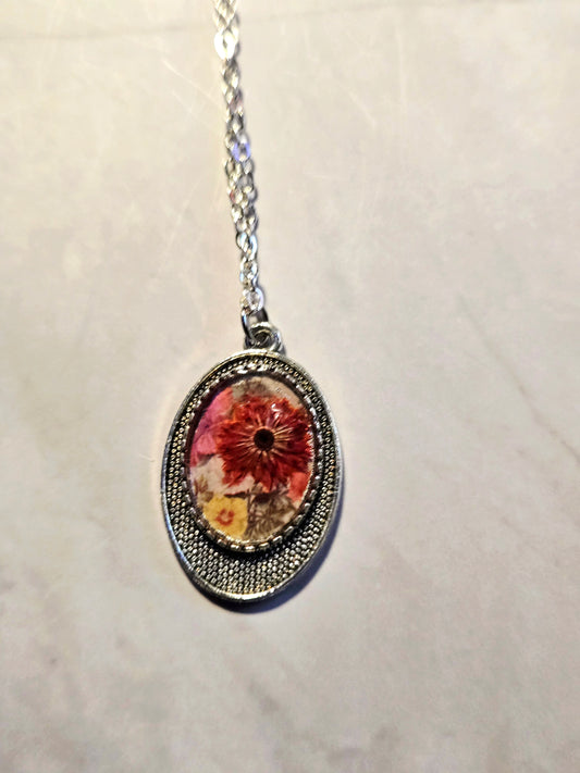 Pressed Flower Necklace | Real Dried Flowers in Resin Pendant | Nature-Inspired Jewelry