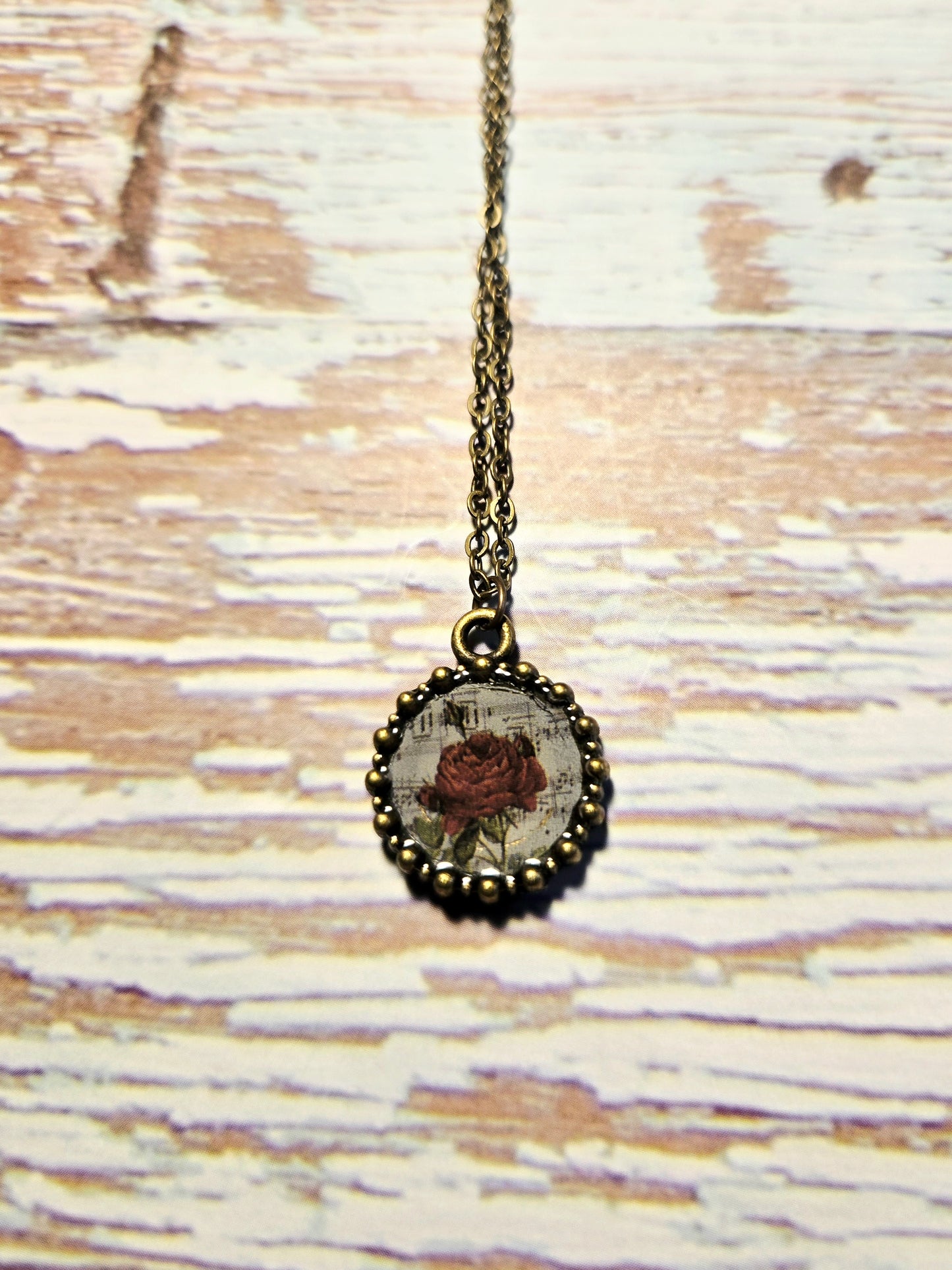 Vintage Rose Pendant Necklace – Antique Brass Chain with Red Rose Illustration