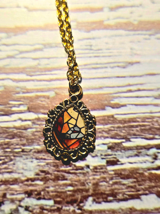 Stained Glass Mosaic Pendant Necklace – Vintage-Inspired Gold Frame on Dainty Chain