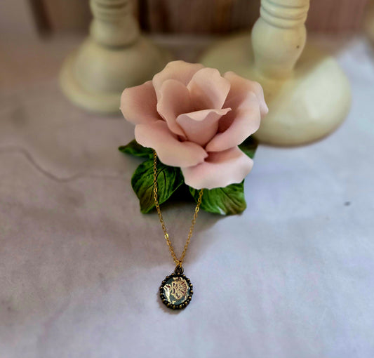 Golden Rose Medallion Necklace – Vintage Romance in Bloom