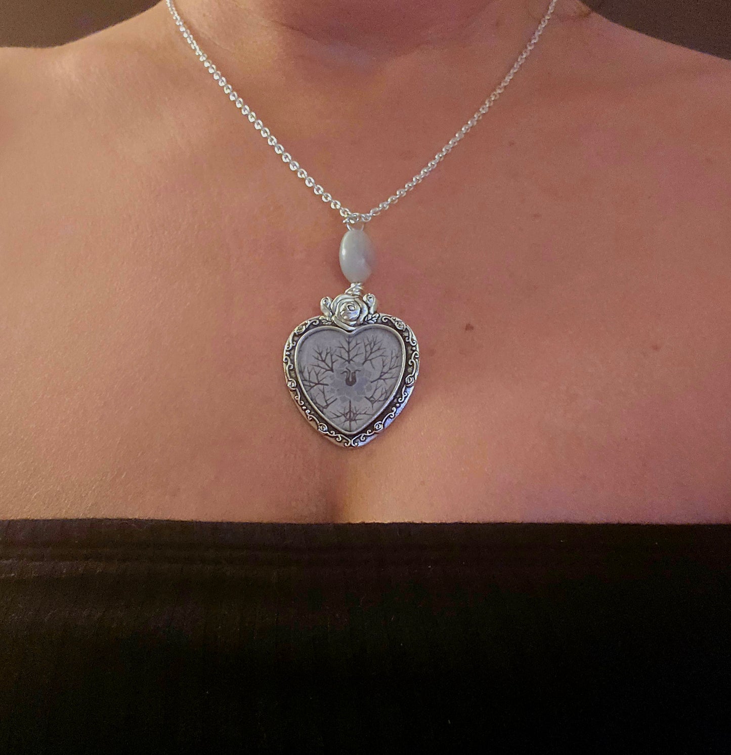 Heart Pendant Necklace – Silver Frame with Tree & Floral Design