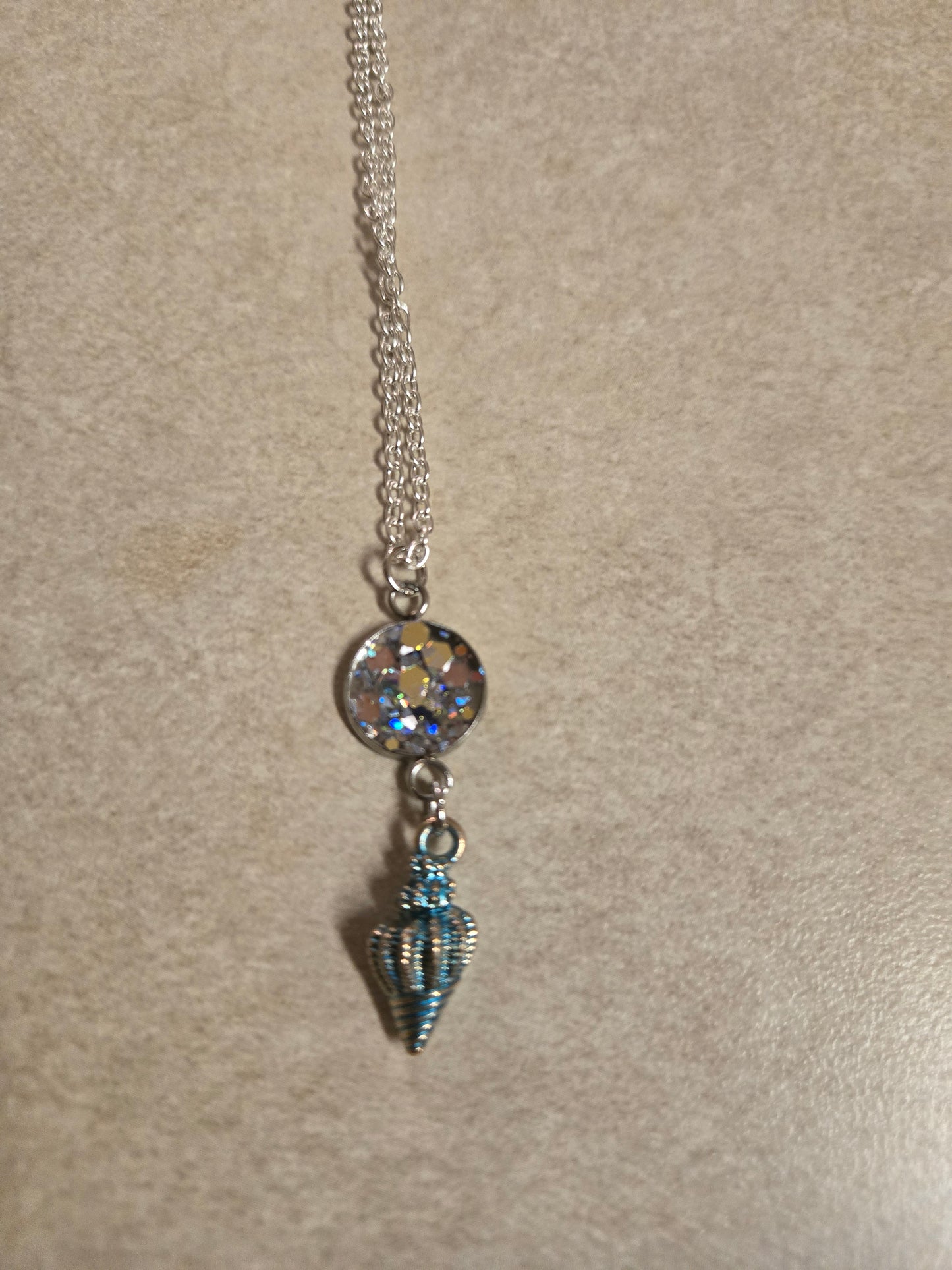 Iridescent Ocean Pendant Necklace with Seashell Charm – Handmade Beach-Inspired Jewelry