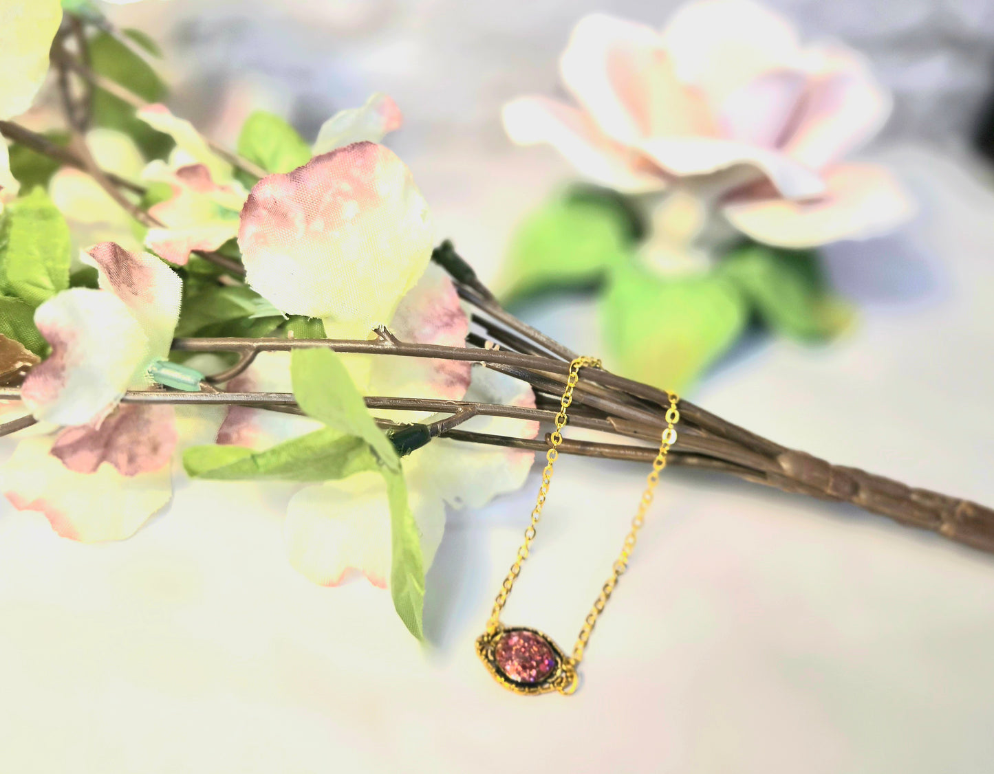 Vintage Style Pink Glitter Bracelet | Adjustable Gold Chain Bracelet