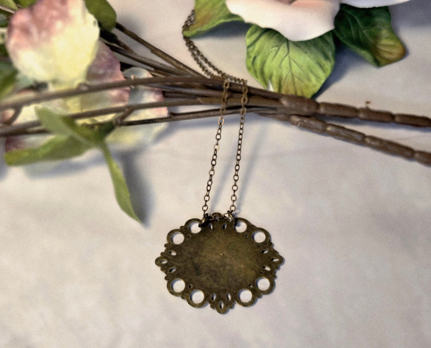 Vintage French Botanical Necklace – Pink Poppy Floral Pendant – Antique Bronze