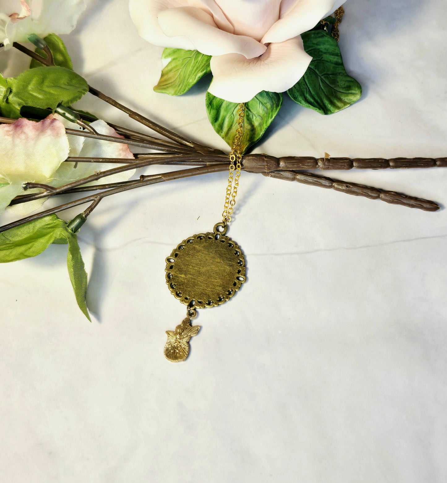 Vintage Fox Pendant Necklace – Antique Style Cameo with Fox Charm, Nature-Inspired Jewelry