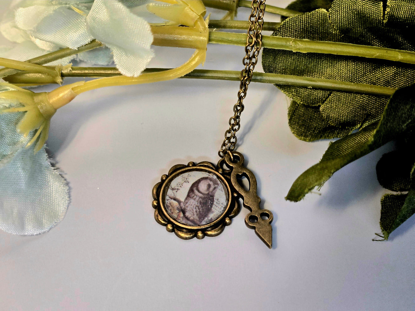 Steampunk Owl Pendant Necklace – Vintage Bronze with Clock Hand Charm