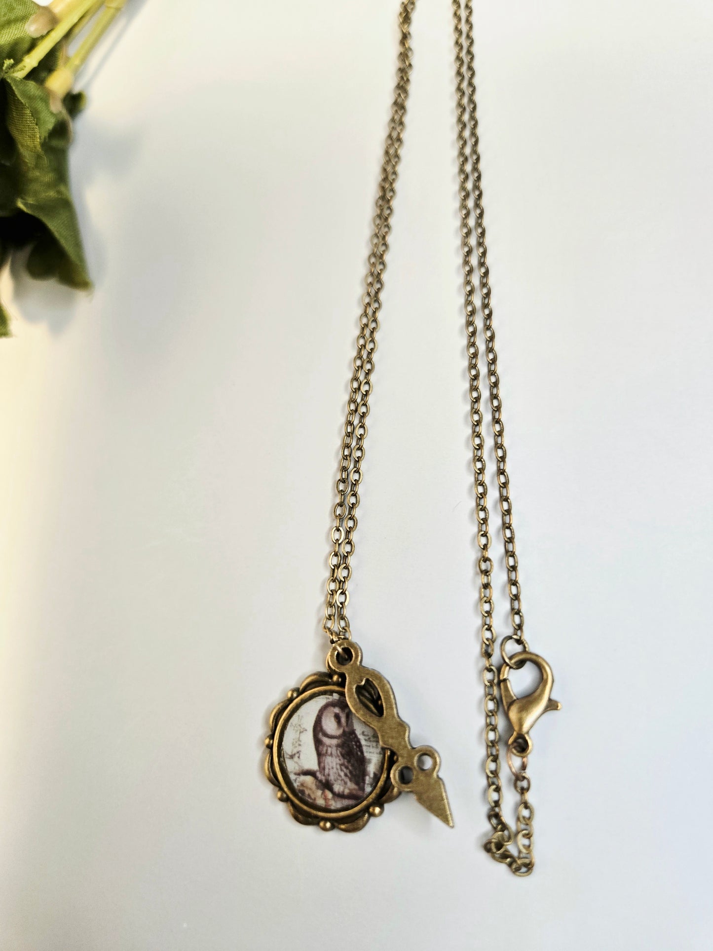 Steampunk Owl Pendant Necklace – Vintage Bronze with Clock Hand Charm