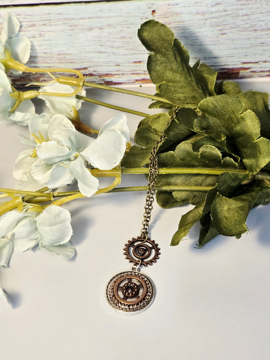 Steampunk Gear Pendant Necklace – Industrial Gear Jewelry, Vintage Clockwork Statement Necklace