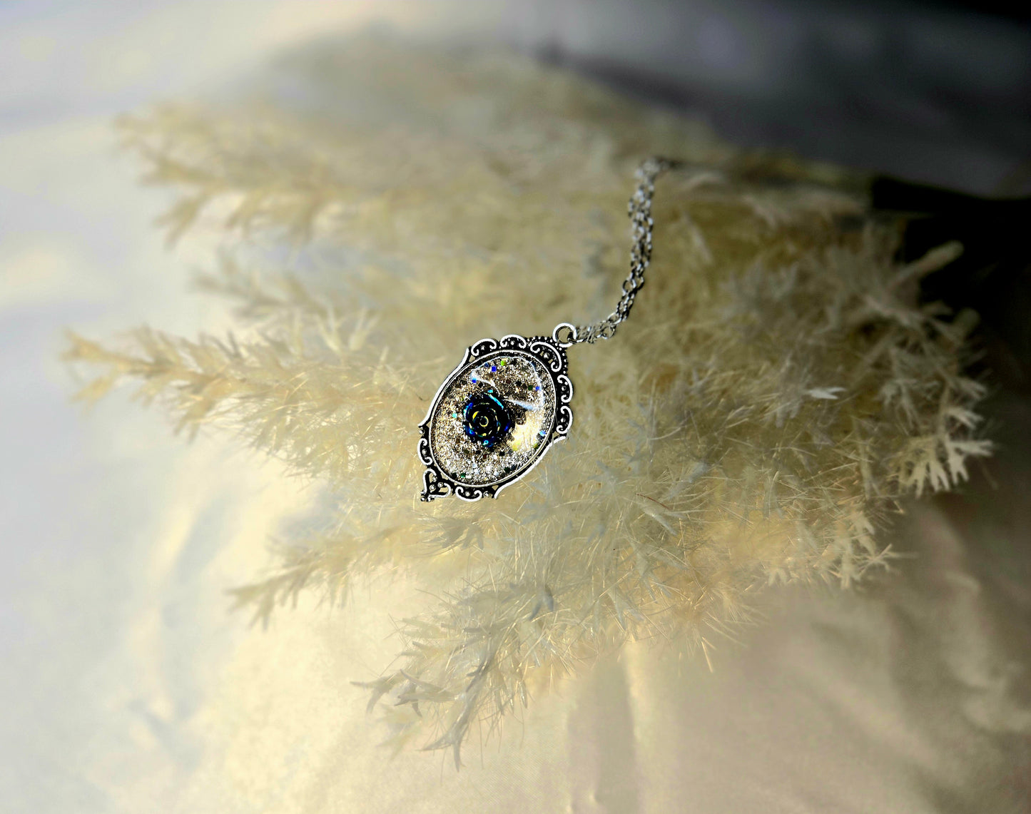 Romantic Glitter Pendant with Blue Rose
