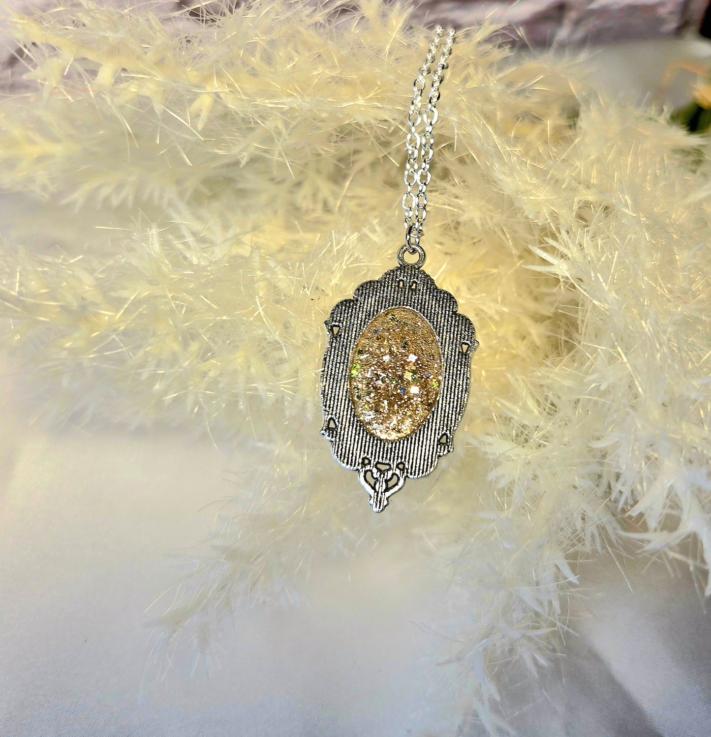 Romantic Glitter Pendant with Blue Rose