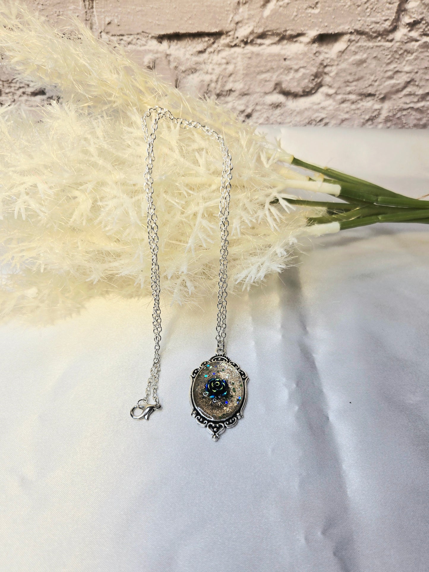 Romantic Glitter Pendant with Blue Rose