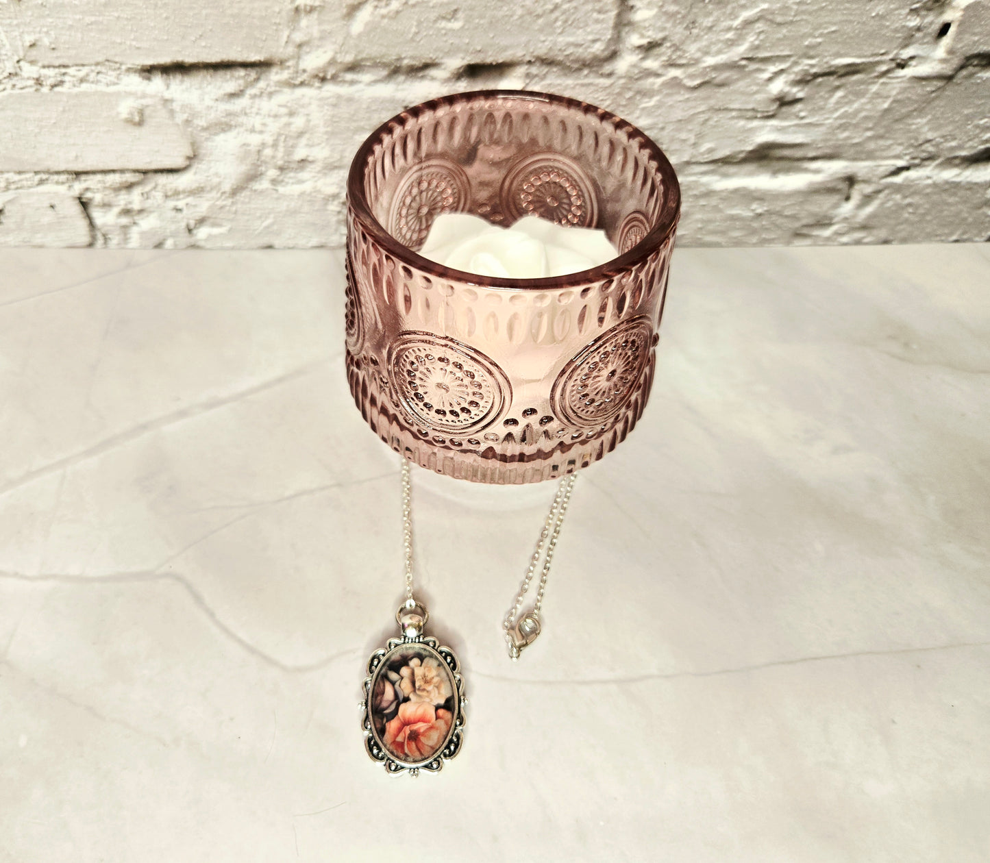 Vintage Floral Cameo Pendant Necklace • Feminine Romantic Charm Jewelry • Antique Style Rose Portrait Necklace