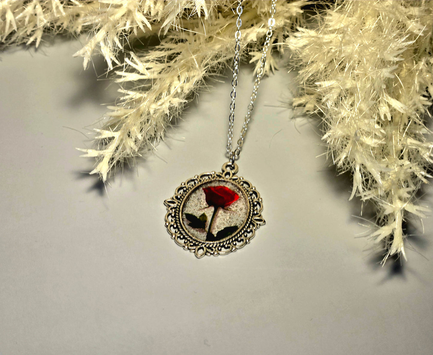 Vintage Silver Rose Pendant Necklace – Romantic Floral Filigree Jewelry