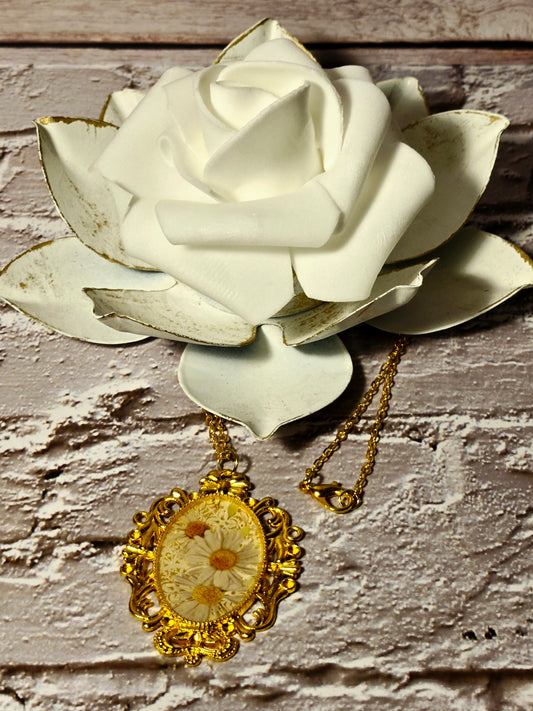 Pressed Daisy Vintage Gold Necklace