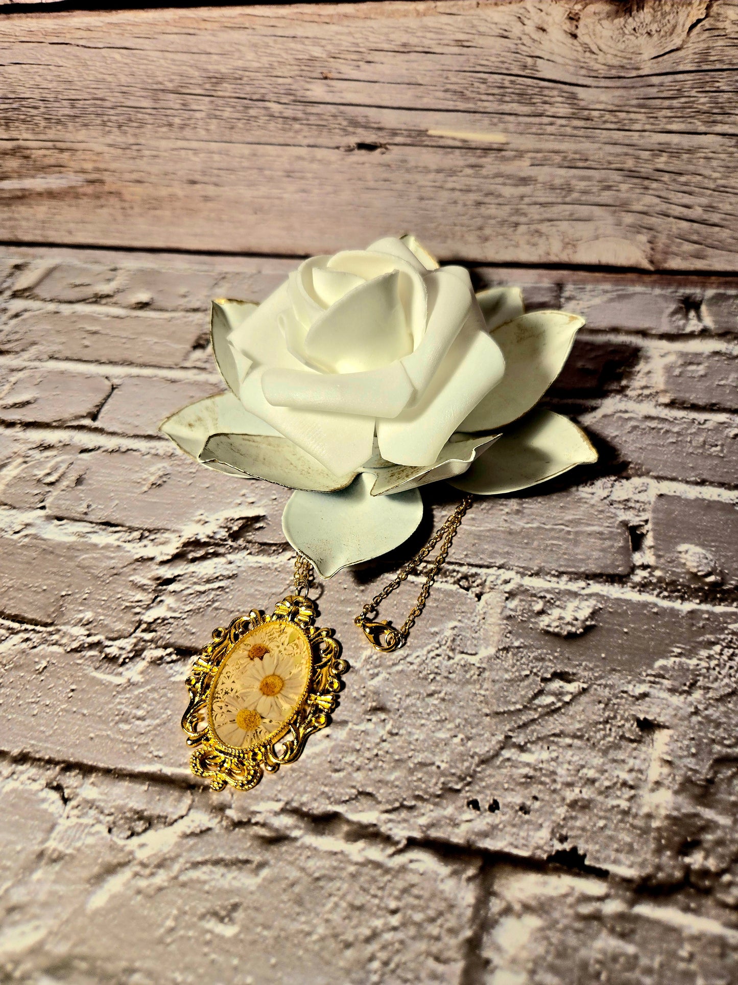 Pressed Daisy Vintage Gold Necklace