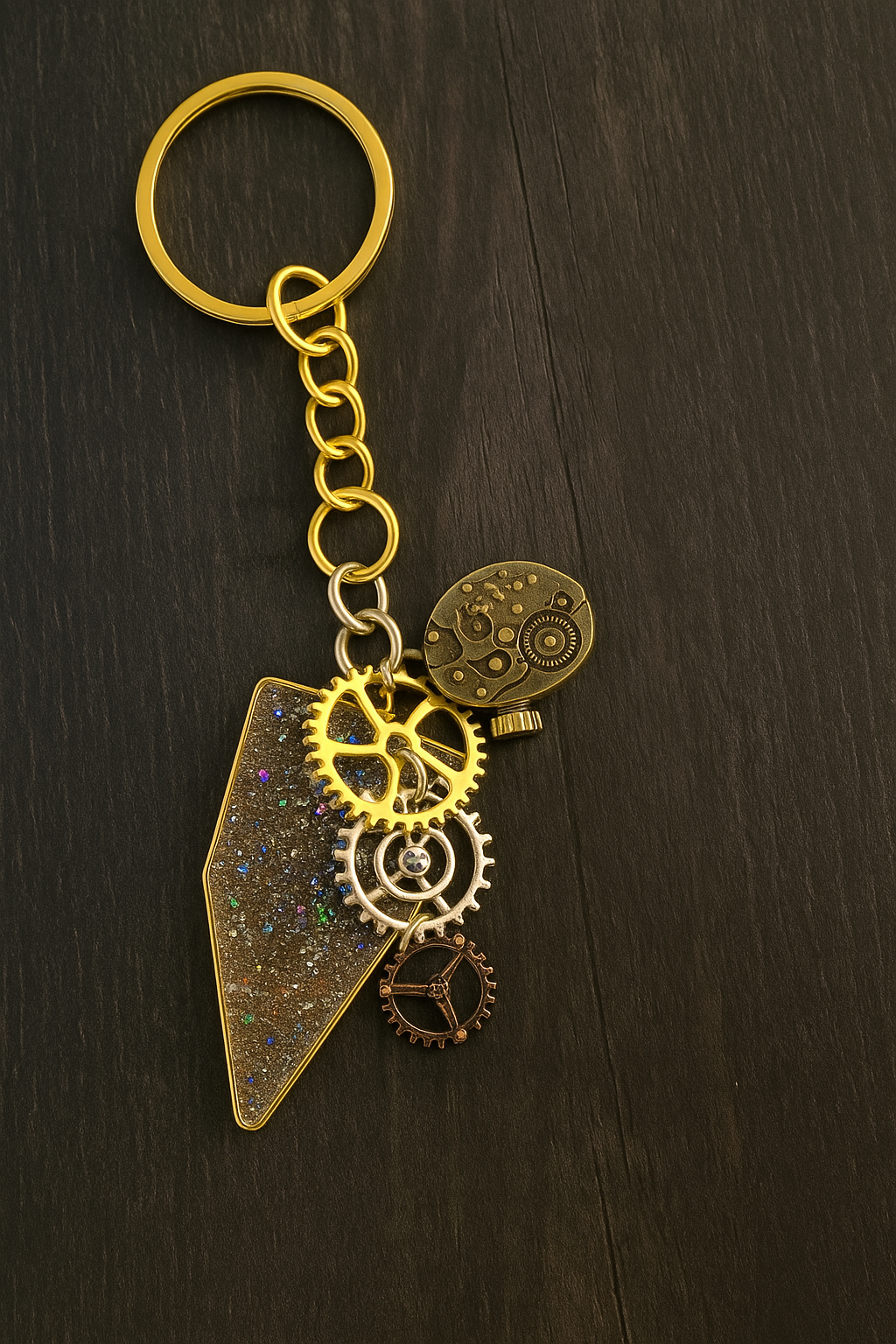 Handmade Steampunk Gear Keychain – Resin & Metal Clockwork Charm