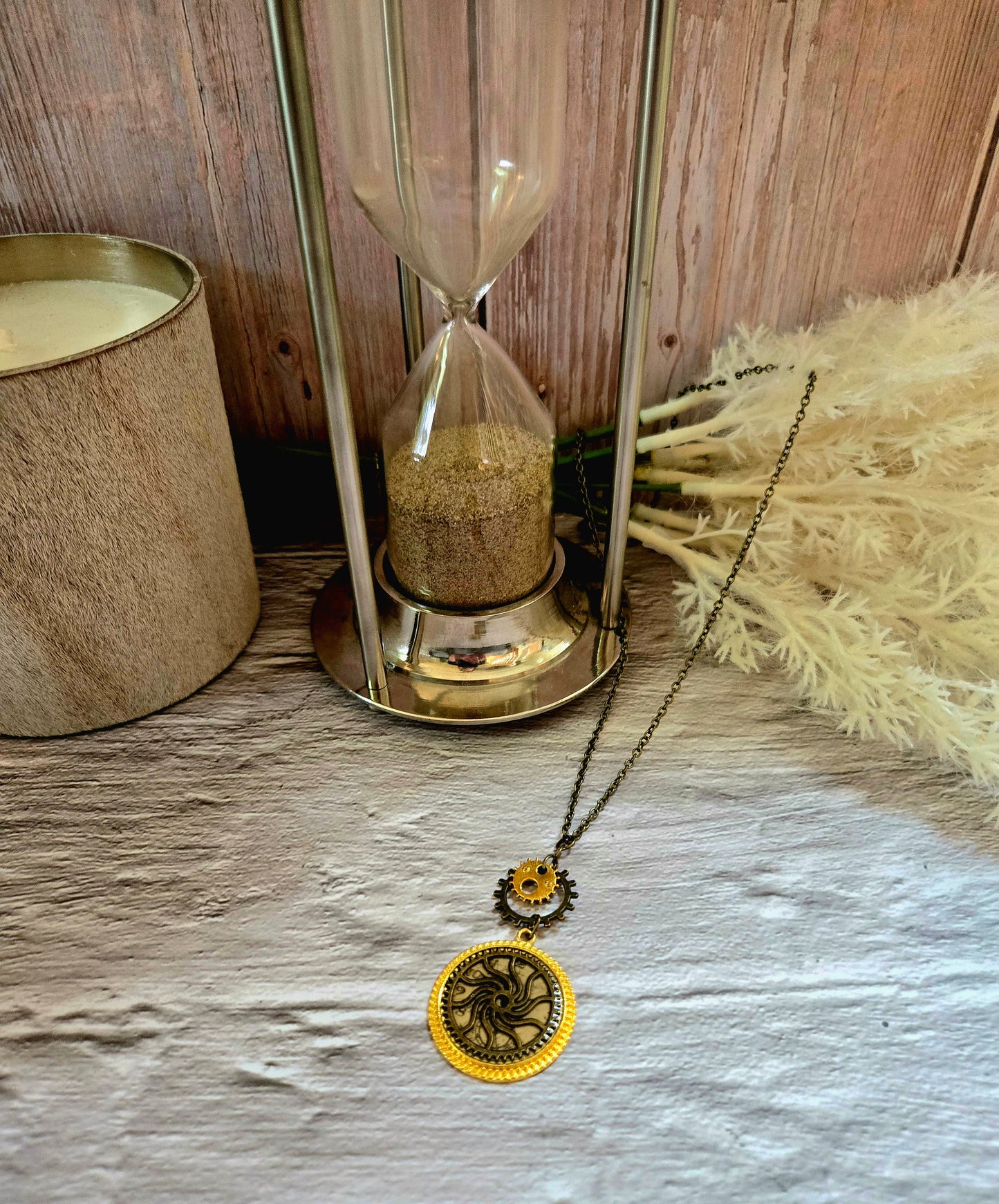 Steampunk Sun Gear Pendant Necklace: Vintage Clockwork Jewelry