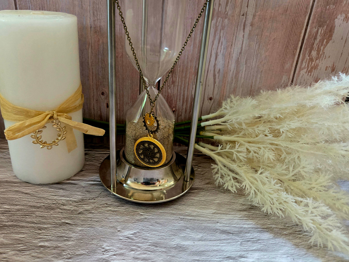 Steampunk Sun Gear Pendant Necklace: Vintage Clockwork Jewelry