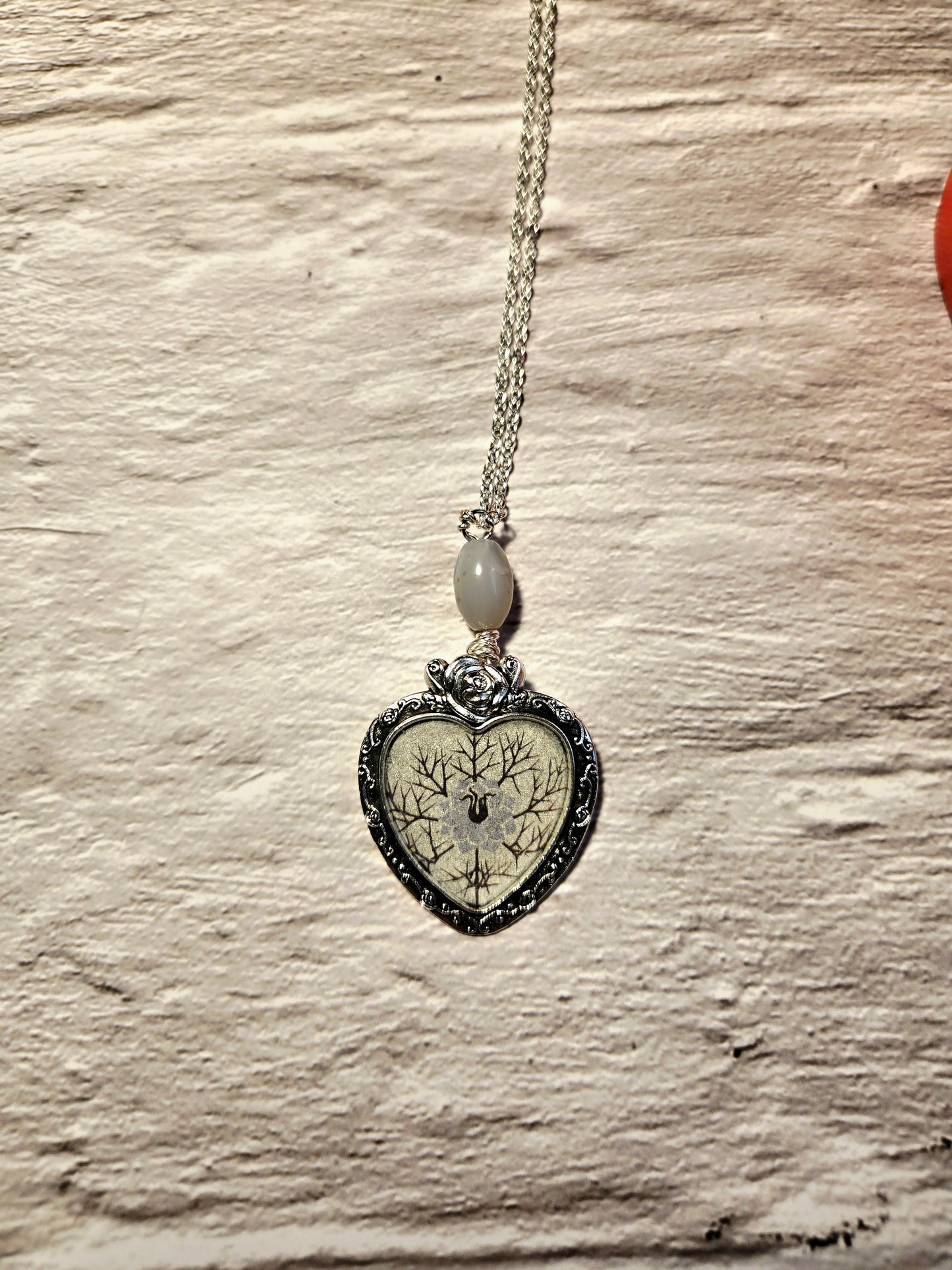 Heart Pendant Necklace – Silver Frame with Tree & Floral Design