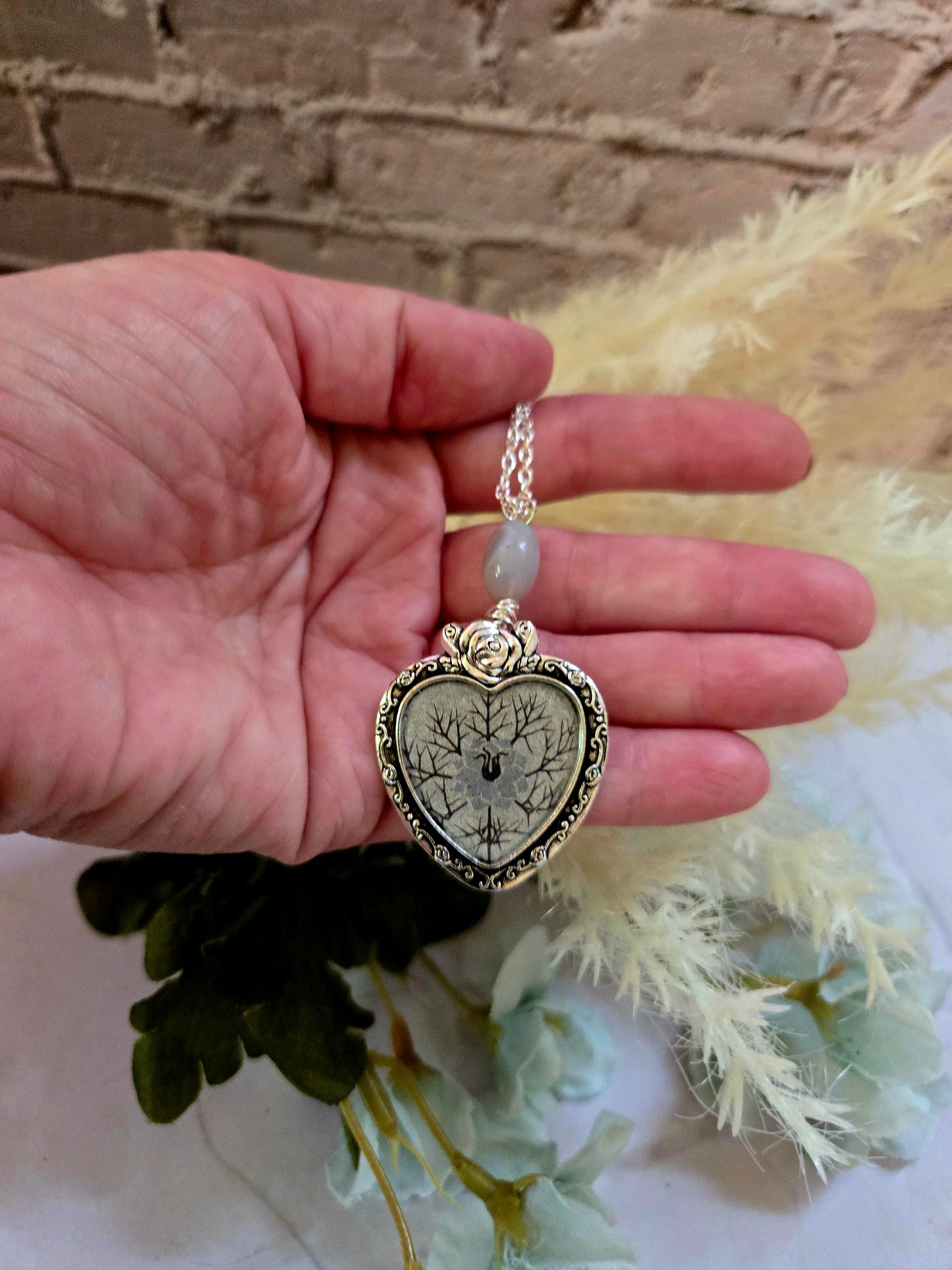 Heart Pendant Necklace – Silver Frame with Tree & Floral Design